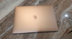 Good
													MacBook Air 2020 - 13" - I3, Gold, 256 GB, 8 GB, photo 4 of 6