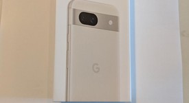 New
													Google Pixel 8a - Unlocked, Porcelain, 128 GB, 8 GB, GKV4X, Sub-6 5G, photo 1 of 3