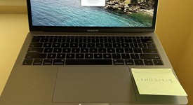 Good
													MacBook Pro 2017 (No Touch Bar) - 13" - I5, Gray, 256 GB, 16 GB, photo 2 of 10