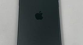 Mint
													Apple iPhone 11 Pro Max - Unlocked, Green, 64 GB, A2161, photo 3 of 6