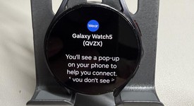 Good
													Samsung Galaxy Watch5 - Unlocked, Graphite, 40mm, photo 1 of 6
