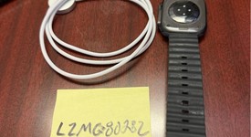 Good
													Apple Watch Ultra 3 49mm - Unlocked, Black, A3281, photo 4 of 5