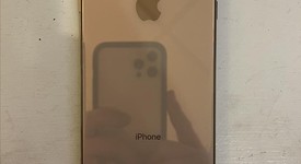 Good
													Apple iPhone Xs Max - Unlocked, Gold, 256 GB, A1921, photo 3 of 6
