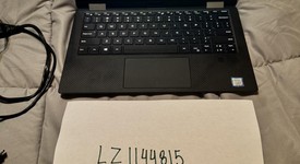 Good
													Dell XPS 13 9365 (2017) - I7, 500 GB, 16 GB, FHD Touch, photo 2 of 3