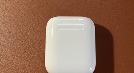 Used
													Apple AirPods 2nd Gen - Lightning Case, photo 2 of 11