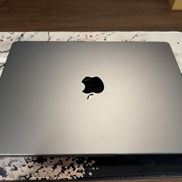 MacBook Pro 2023 - 14 inch - 512 GB, Gray, 32 GB, Apple M2 Pro 10-core