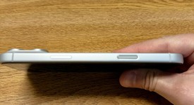 Mint
													Apple iPhone 17 Pro Max - Unlocked, Silver, 512 GB, A3257, photo 4 of 7