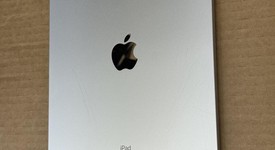 Good
													Apple iPad 10th Gen - Unlocked, Silver, 256 GB, A2757, photo 3 of 5