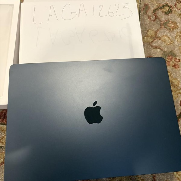 MacBook Air 2023 (M2) - 15 inch - 256 GB, Midnight, 8 GB, Apple M2