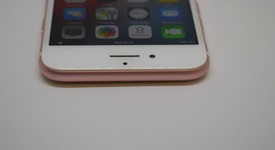 Good
													Apple iPhone 7 - Unlocked, Rose Gold, 32 GB, A1778, GSM, photo 5 of 12