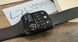 Mint
													Apple Watch Series 4 44mm - Unlocked, Gray, A1976 - Cellular, Aluminum, photo 2 of 8