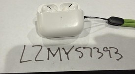 Used
													Apple AirPods Pro 2 - USB-C, photo 4 of 5