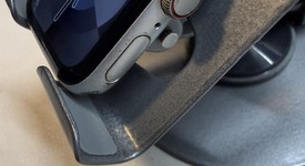 Fair
													Apple Watch SE 1st Gen 40mm - Unlocked, Silver, A2353 - Cellular, Aluminum, photo 1 of 6