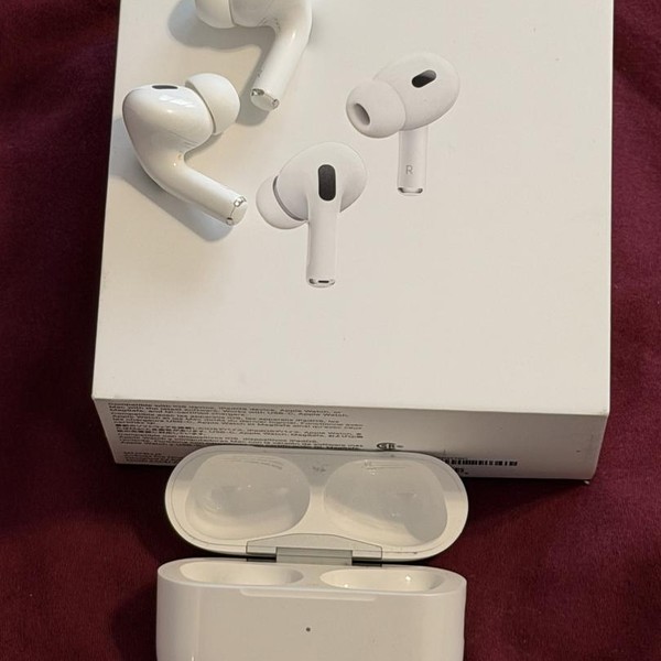 Apple AirPods Pro 2 - USB-C