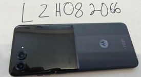 Mint
													Motorola Razr Plus (2024) - Unlocked, Navy Blue, 256 GB, 12 GB, photo 2 of 17