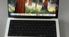 Good
													MacBook Pro Late 2023 (M3) - 14" - Apple M3, Silver, 512 GB, 8 GB, 10-core GPU, photo 1 of 17