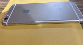 Good
													Apple iPhone 6S Plus - Unlocked, Gold, 64 GB, A1687, photo 4 of 12