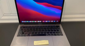 Good
													MacBook Pro 2016 (No Touch Bar) - 13" - Gray, 256 GB, 16 GB, photo 2 of 8