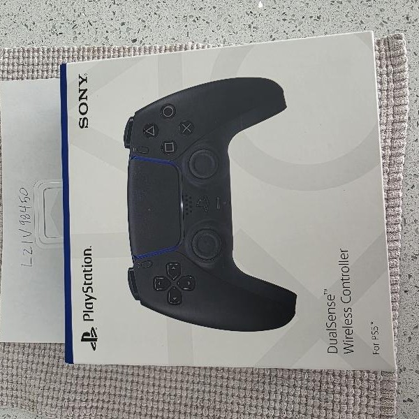DualSense Wireless Controller - Black