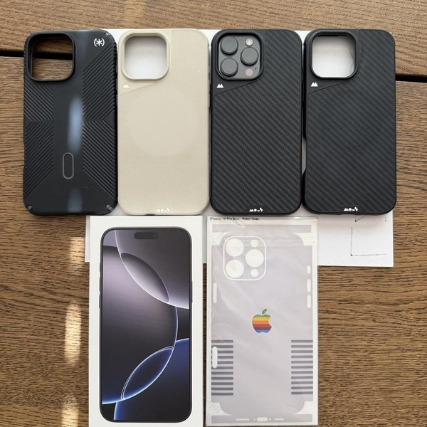 Apple iPhone 16 Pro Max - Unlocked, 256 GB, Black, A3084