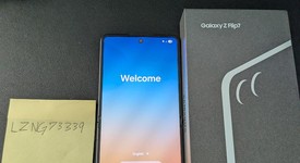 Mint
													Samsung Galaxy Z Flip7 - Unlocked, Jet Black, 512 GB, 12 GB, SM-F766U1, photo 1 of 7