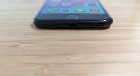 Good
													Apple iPhone SE 3rd Gen 2022 - Unlocked, Midnight, 128 GB, A2595, photo 3 of 14