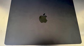 Good
													MacBook Pro Late 2023 (M3) - 14" - Apple M3 Pro 11-core, Black, 512 GB, 18 GB, 14-core GPU, photo 3 of 13
