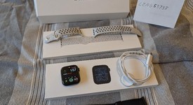 Mint
													Apple Watch SE 3rd Gen 44mm - Midnight, A3325 - GPS, photo 1 of 6