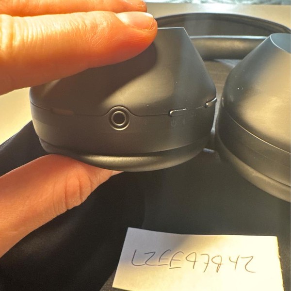 Sony WH-1000XM5 - Black