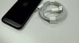 Mint
													Apple iPhone SE 3rd Gen 2022 - Unlocked, Midnight, 64 GB, A2595, photo 3 of 7