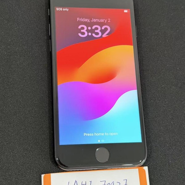 Apple iPhone SE 2nd Gen 2020 - Unlocked, 64 GB, Black, A2275