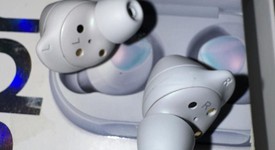 Used
													Samsung Galaxy Buds - White, SM-R170, photo 5 of 5