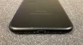 Good
													Apple iPhone 7 - Unlocked, Black, 32 GB, A1778, GSM, photo 4 of 8