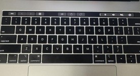 Mint
													MacBook Pro 2019 - 15" - I7, Silver, 256 GB, 16 GB, photo 5 of 10