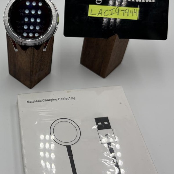 Samsung Galaxy Watch4 Classic - Unlocked, Custom, 42mm, Bespoke Edition