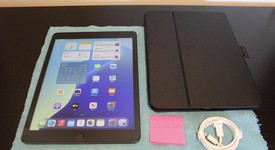 Good
													Apple iPad 7th Gen - Wi-Fi, Gray, 32 GB, A2197, photo 1 of 15