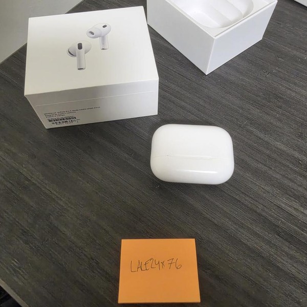 Apple AirPods Pro 3