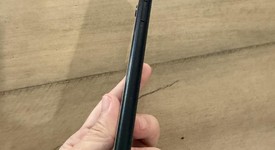 Good
													Apple iPhone SE 3rd Gen 2022 - Unlocked, Midnight, 64 GB, A2595, photo 3 of 7