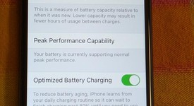 Good
													Apple iPhone 8 - Unlocked, Gray, 64 GB, A1863, photo 4 of 11