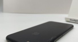 Fair
													Apple iPhone 7 - AT&T, Black, 128 GB, A1778, photo 5 of 5