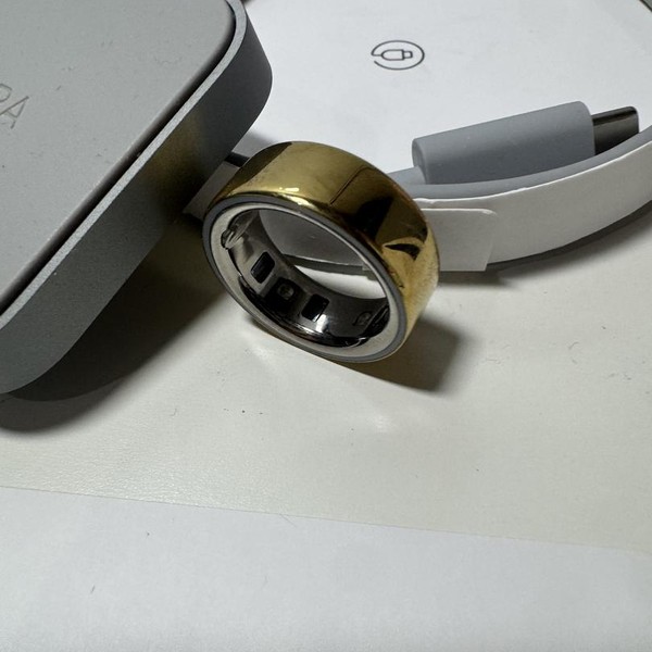 Oura Ring Gen 4 - Gold, Size 7