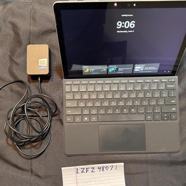 Microsoft Surface Go 2 - Unlocked, 128 GB, Gray, 8 GB, Intel Core m3