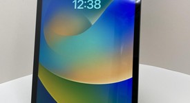 Good
													Apple iPad 8th Gen - Unlocked, Gray, 32 GB, A2428, photo 1 of 5