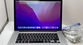Good
													MacBook Pro 2015 (Retina) - 15" - Silver, 256 GB, 16 GB, photo 1 of 12