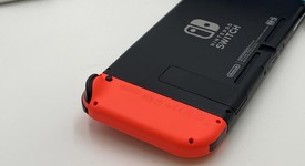 Good
													Nintendo Switch - Red & Blue, 32 GB, photo 5 of 11