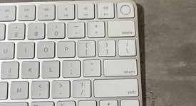 Used
													Apple Magic Keyboard with Touch ID, photo 2 of 11