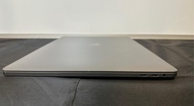 Good
													MacBook Pro 2017 (With Touch Bar) - 15" - I7, Gray, 256 GB, 16 GB, photo 2 of 7