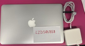 Fair
													MacBook Air 2015 - 11" - Silver, 256 GB, 8 GB, photo 2 of 13