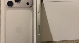 Good
													Apple iPhone 17 Pro - Visible, Silver, 256 GB, A3256, photo 5 of 8