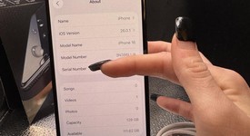 Mint
													Apple iPhone 16 - TracFone, Black, 128 GB, A3081, photo 2 of 11